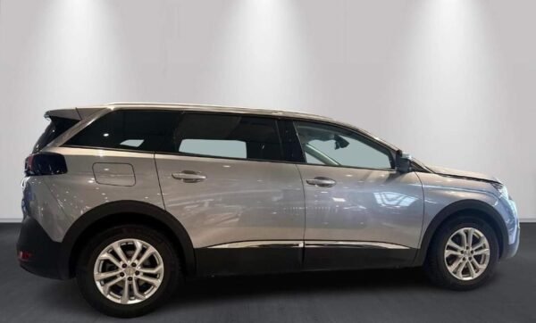 Peugeot 5008 – Image 10