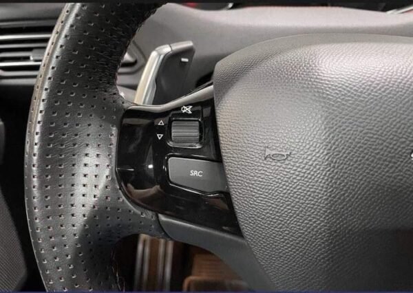 Peugeot 308 – Image 11