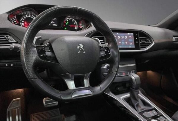 Peugeot 308 – Image 20