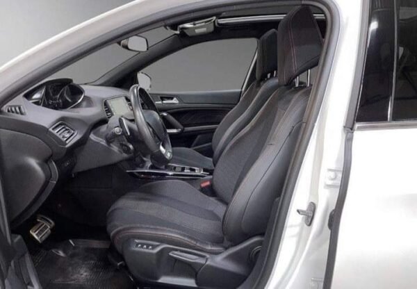 Peugeot 308 – Image 24