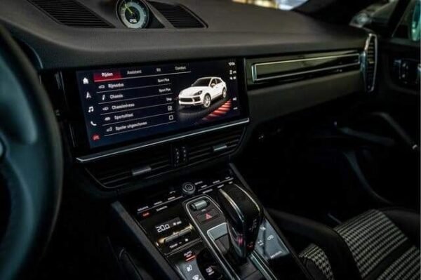 Porsche Cayenne Coupé – Image 18