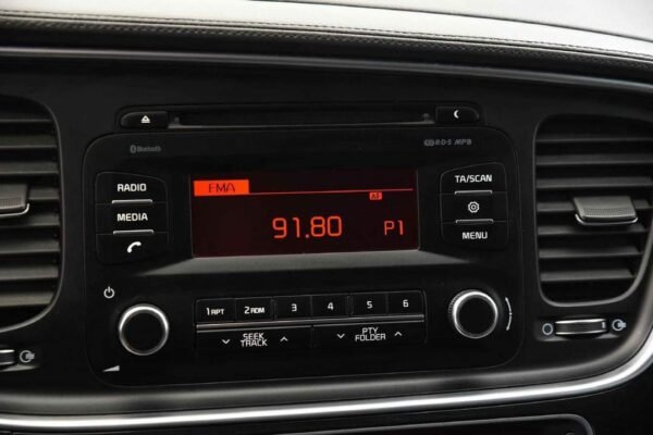 Kia Optima – Image 14