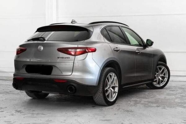 Alfa Romeo Stelvio – Image 5