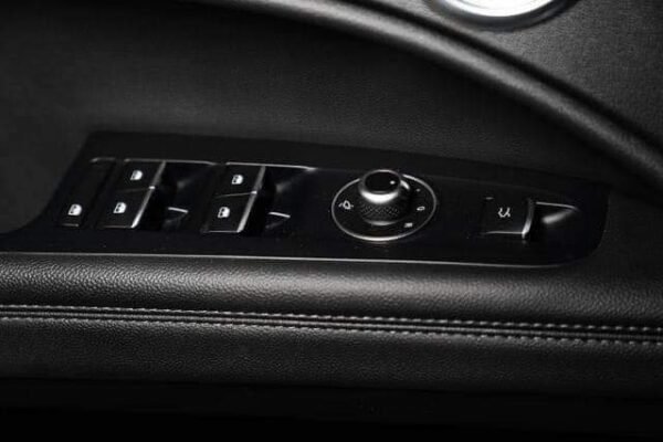Alfa Romeo Stelvio – Image 17