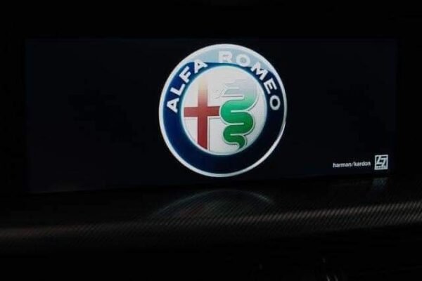 Alfa Romeo Stelvio – Image 28