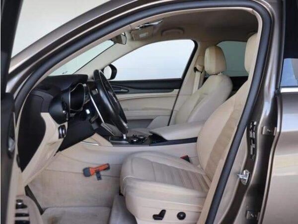 Alfa Romeo Stelvio – Image 11