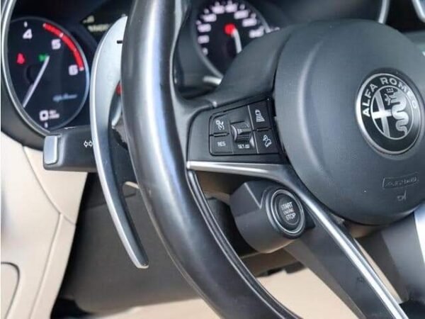 Alfa Romeo Stelvio – Image 18