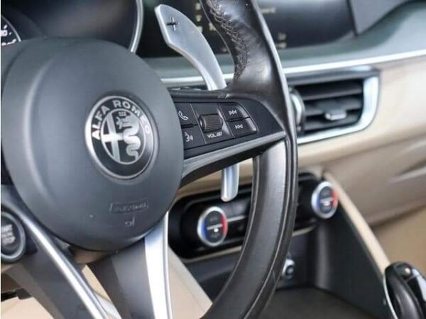 Alfa Romeo Stelvio – Image 24