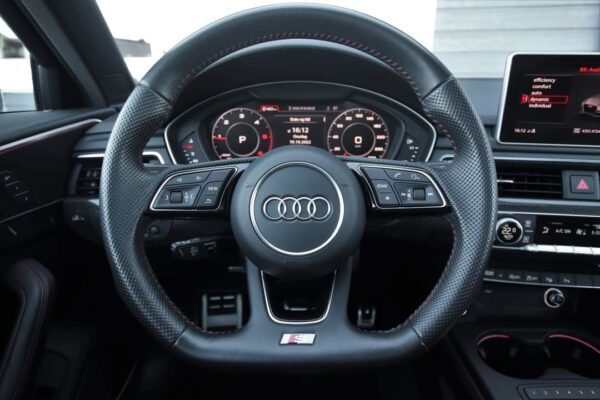 Audi A4 – Image 18