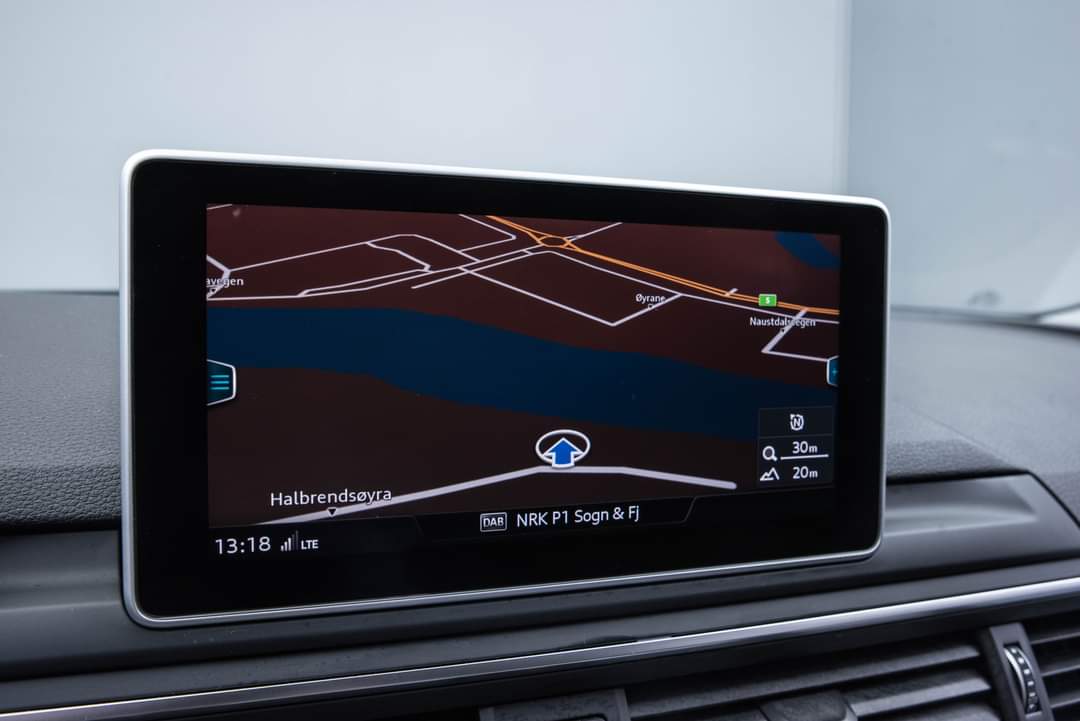 Audi A4 – Image 14