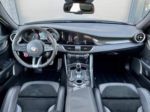 Alfa Romeo Giulia Quadrifoglio – Image 15