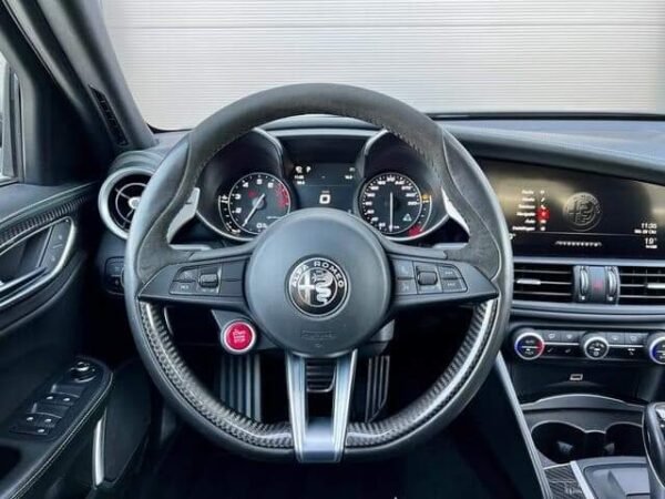 Alfa Romeo Giulia Quadrifoglio – Image 14