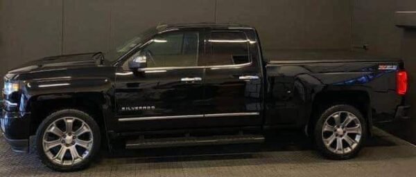 Chevrolet Silverado – Image 3