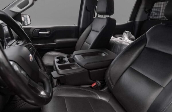Chevrolet Silverado – Image 3