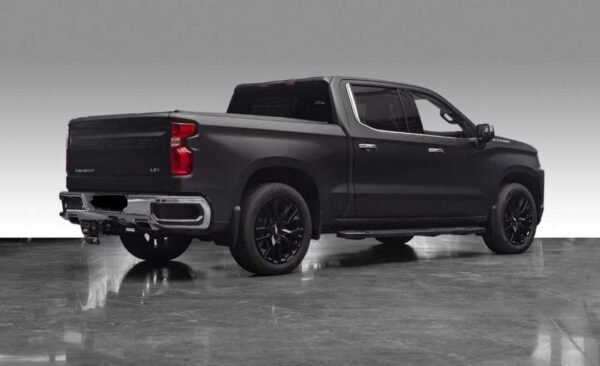 Chevrolet Silverado – Image 7