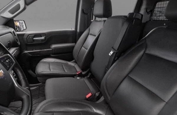 Chevrolet Silverado – Image 14