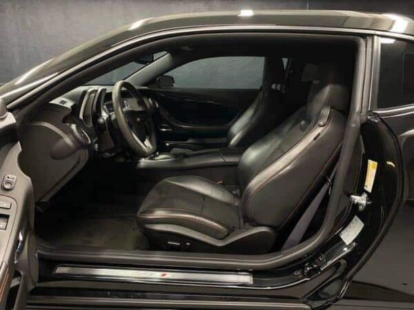 Chevrolet Camaro – Image 8