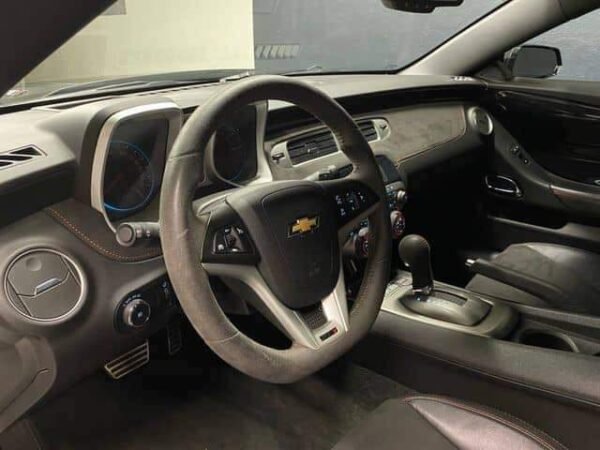 Chevrolet Camaro – Image 12