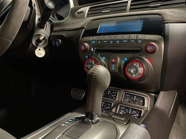 Chevrolet Camaro – Image 16