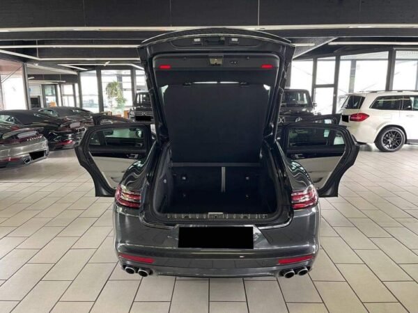 Porsche Panamera – Image 3