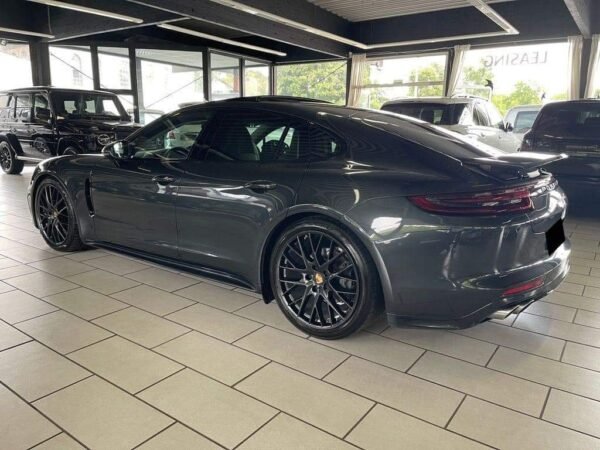 Porsche Panamera – Image 9