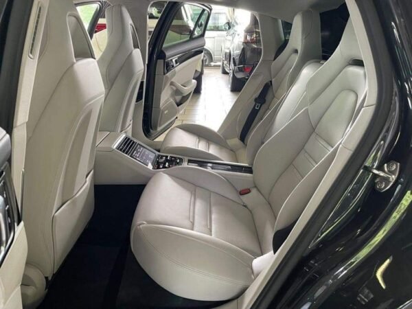 Porsche Panamera – Image 11