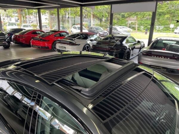 Porsche Panamera – Image 21