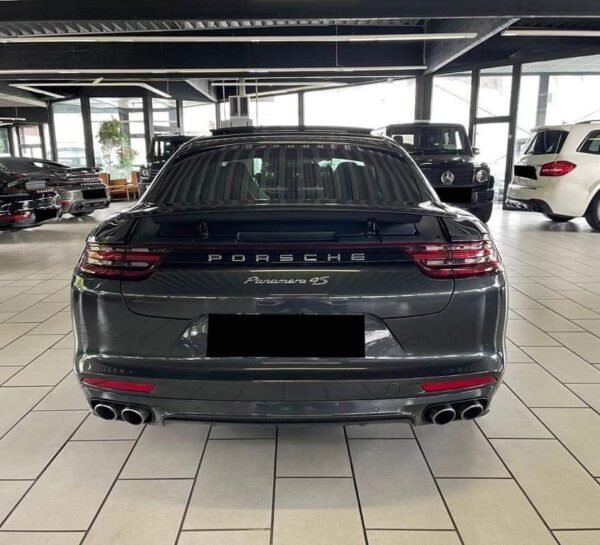 Porsche Panamera – Image 20