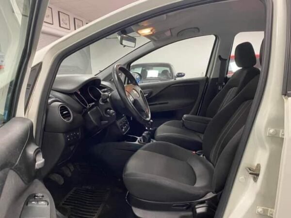 FIAT PUNTO – Image 8