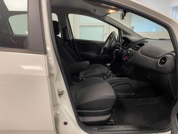 FIAT PUNTO – Image 11