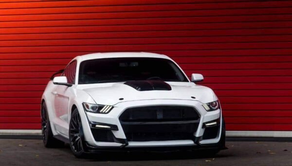 Ford Mustang – Image 9