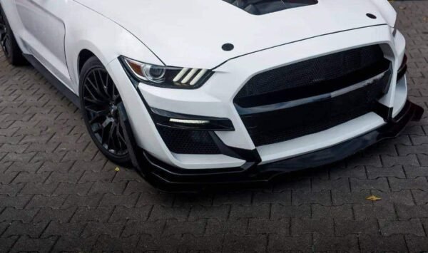 Ford Mustang – Image 14