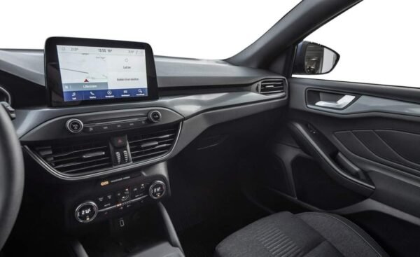 Ford Focus – Image 14