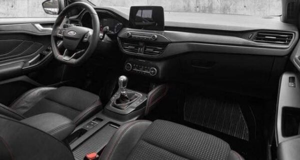 Ford Focus – Image 23