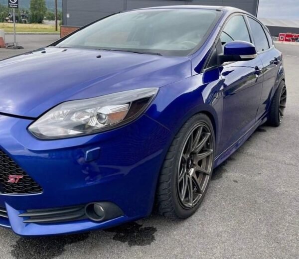 Ford Focus – Image 12