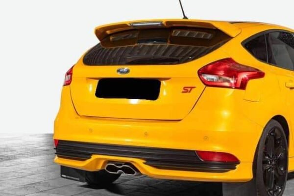 Ford Focus – Image 8