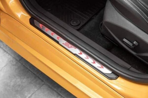 Ford Focus – Image 22