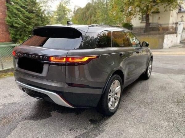 Range Rover Vela – Image 8