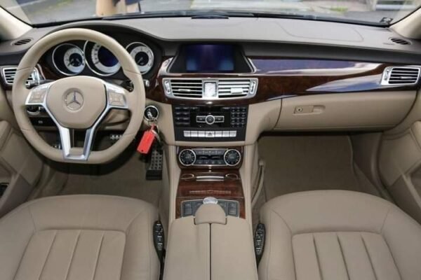 Mercedes Benz CLA – Image 17