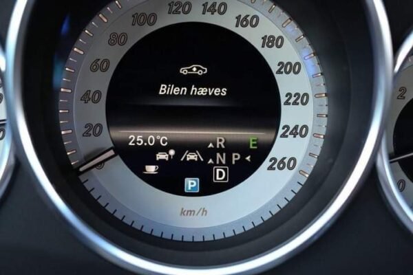 Mercedes Benz CLA – Image 24