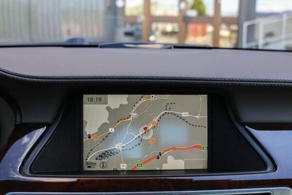 Mercedes Benz CLA – Image 28