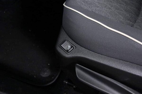 Fiat 500X – Image 29