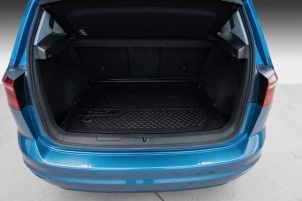 Volkswagen Golf – Image 10