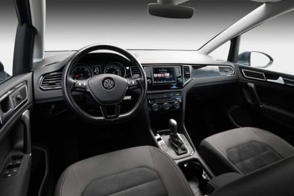Volkswagen Golf – Image 7