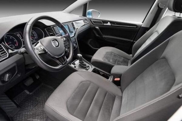 Volkswagen Golf – Image 17