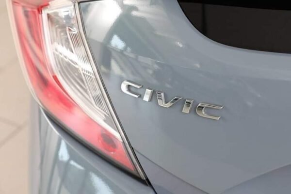 Honda Civic – Image 8