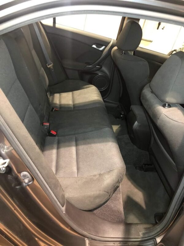 Honda Civic 2.0 – Image 11