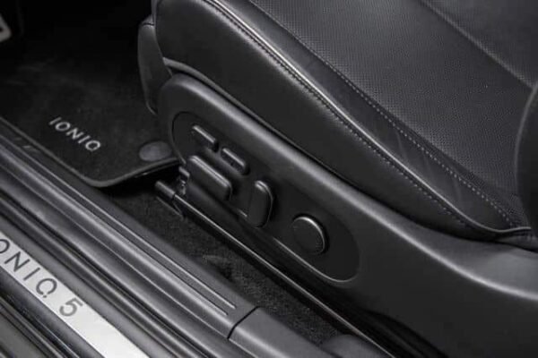 Hyundai Ioniq – Image 14