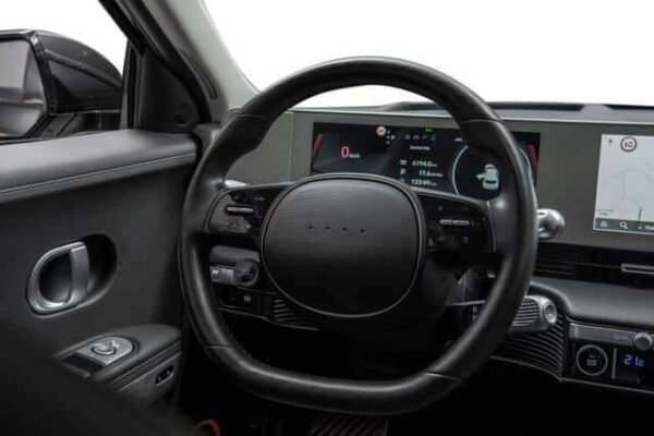 Hyundai Ioniq – Image 15