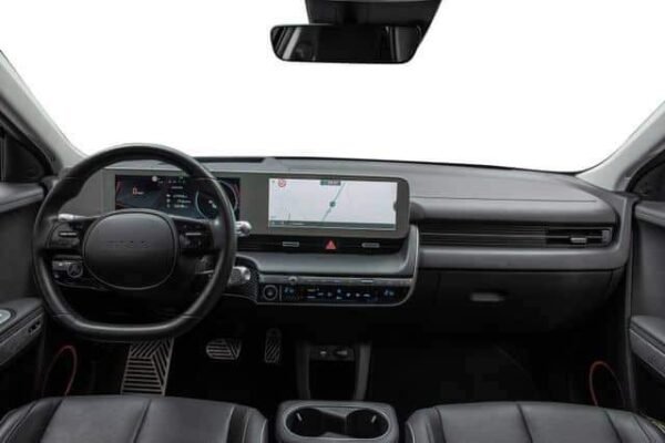 Hyundai Ioniq – Image 20